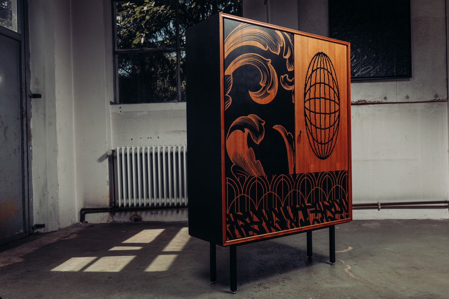 Modern Graff High Board