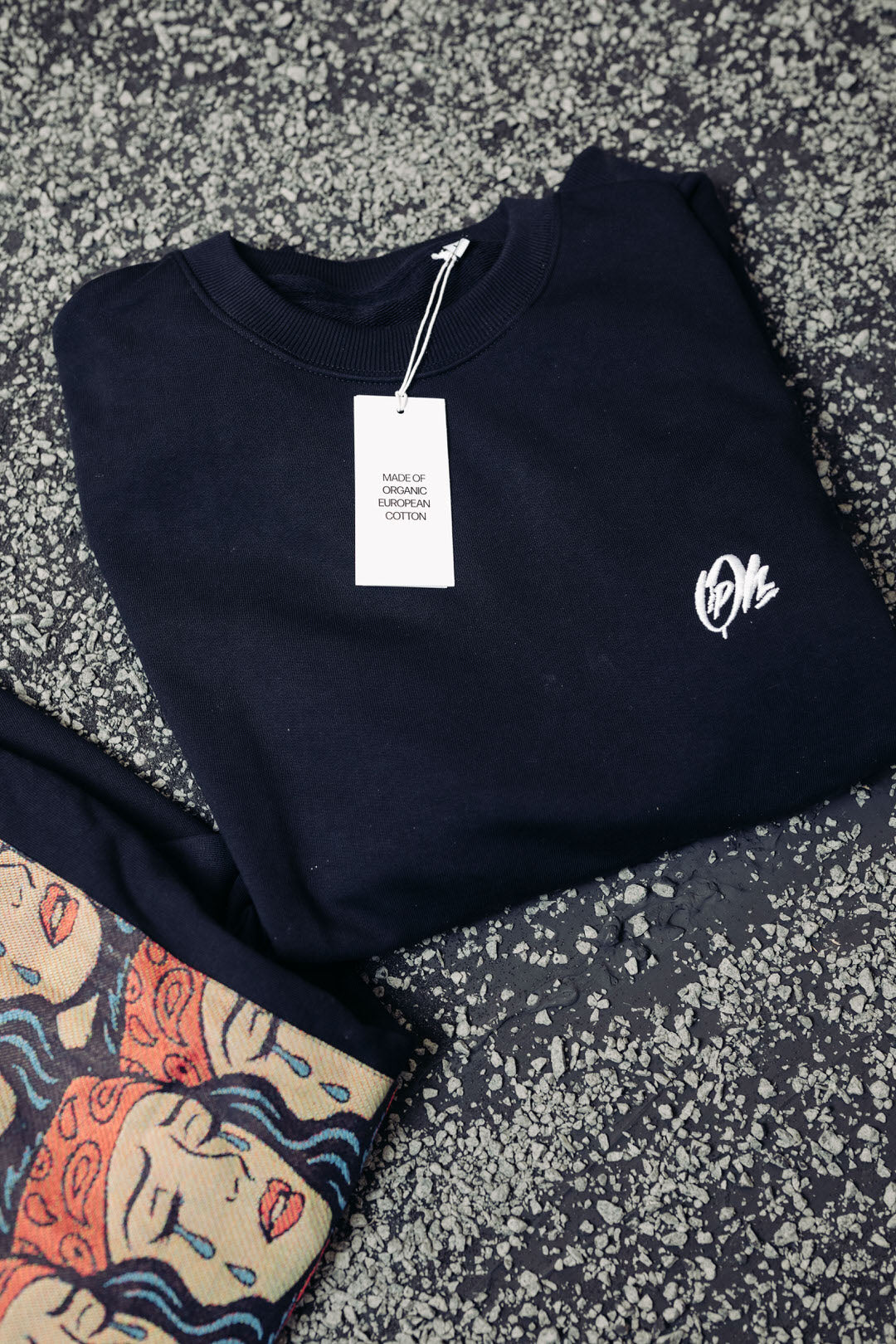 Drama Bandana Crewneck