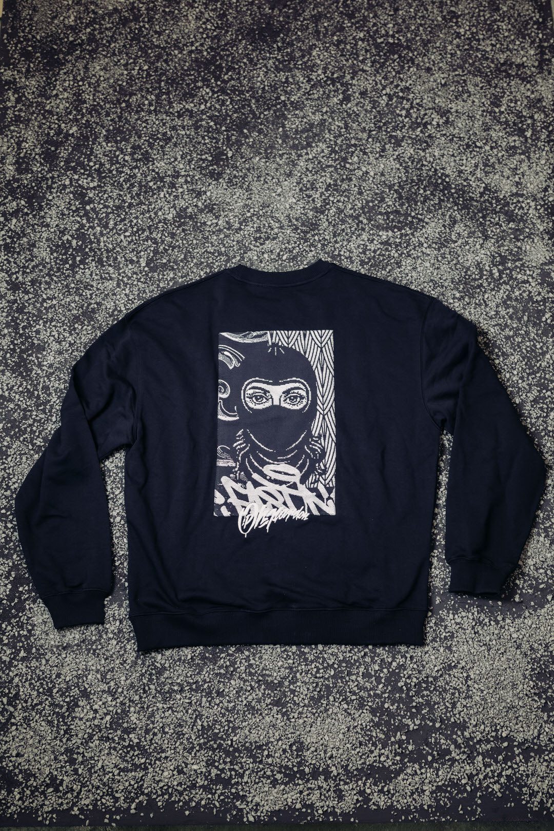 Hassi Crewneck