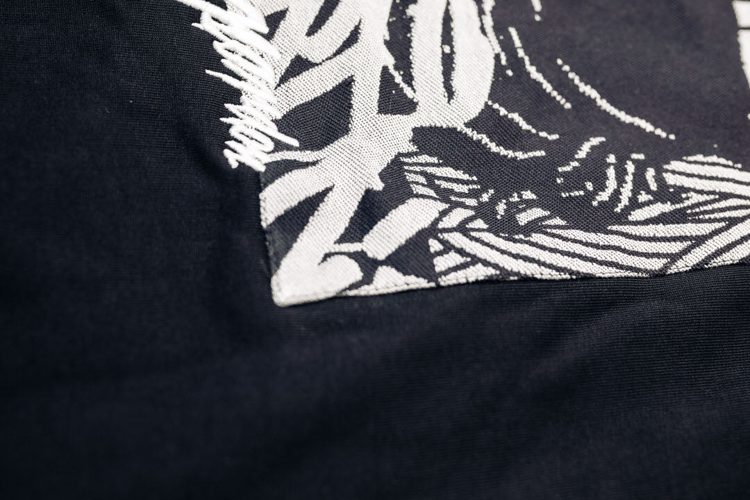 Hassi Crewneck